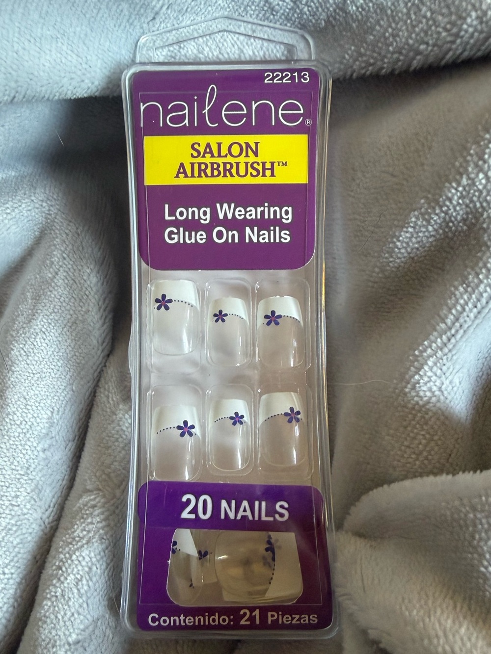 New - nailene glue on nails, French tip with flower 💅